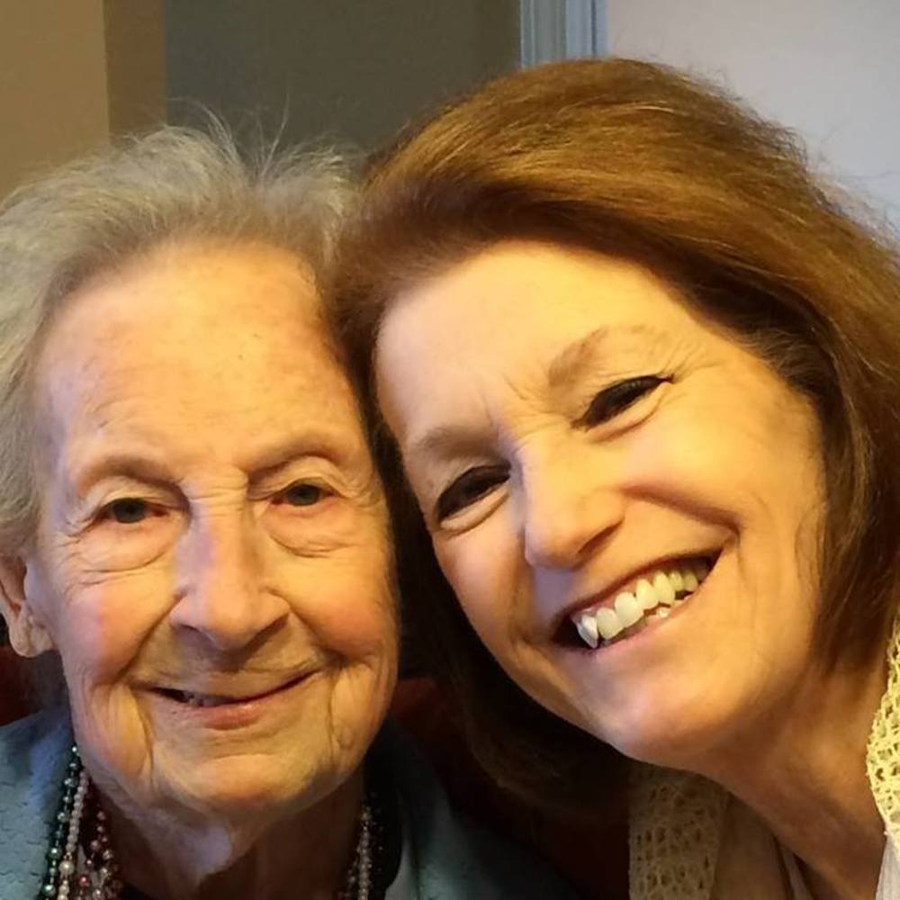 Meet your Posher, Beverly